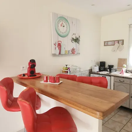 Palazzi 2 Semesterbostad *